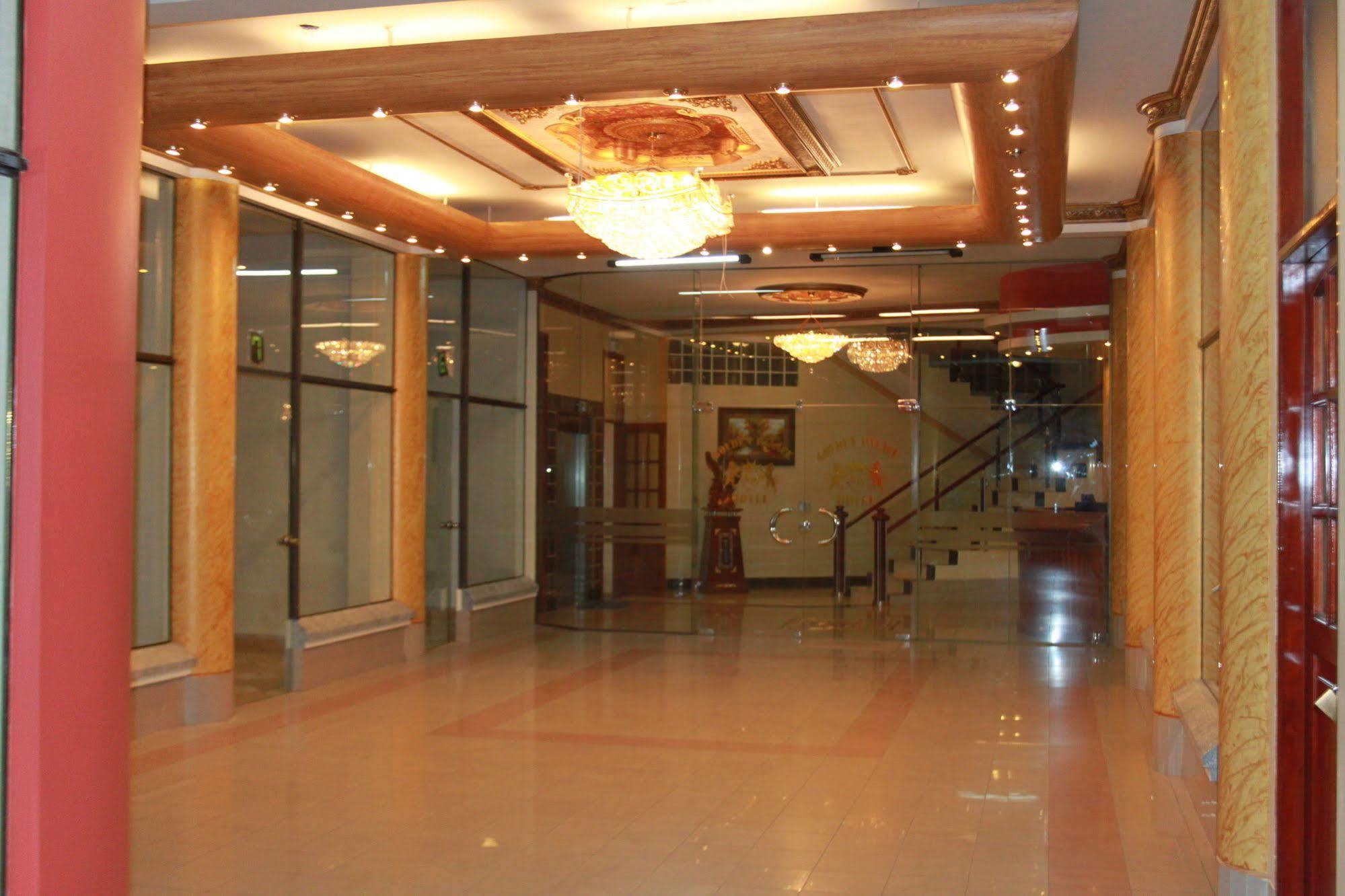Golden Palace ลาปาซ ภายนอก รูปภาพ